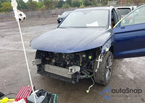 2021 Audi Q5 Premium 45 Tfsi Quattro S Tronic from USA, damaged, VIN WA1AAAFY8M2068331